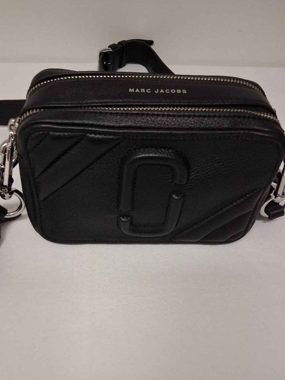Marc Jacobs The Moto Shot 21 – Black Model: H115L01FA21 NWOT